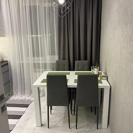 Стильная Квартира На Позняках Газ И Низкий Этаж Kiev Eksteriør billede